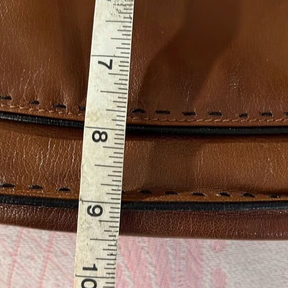 Desmo Clutch Bag | Made in Italy | Imperfection on Back | Measurements in Photos - Picture 5 of 15